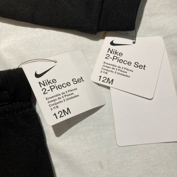 This is a Fantastic Boys 12M Nike Just Do It Sweat Suit. NWT! - Picture 3 of 8